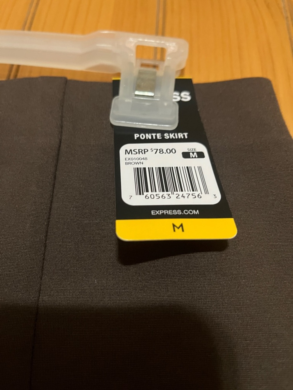 Express Ponte Mini Skirt - Picture 7 of 7